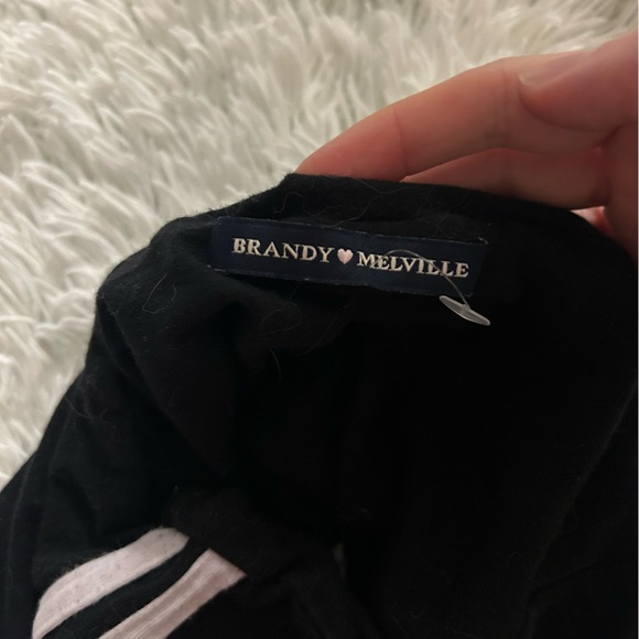 Brandy Melville cropped top - Picture 3 of 3